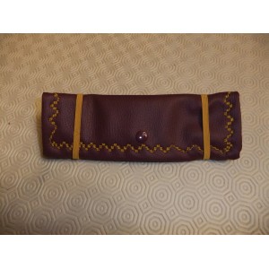 trousse plate violet